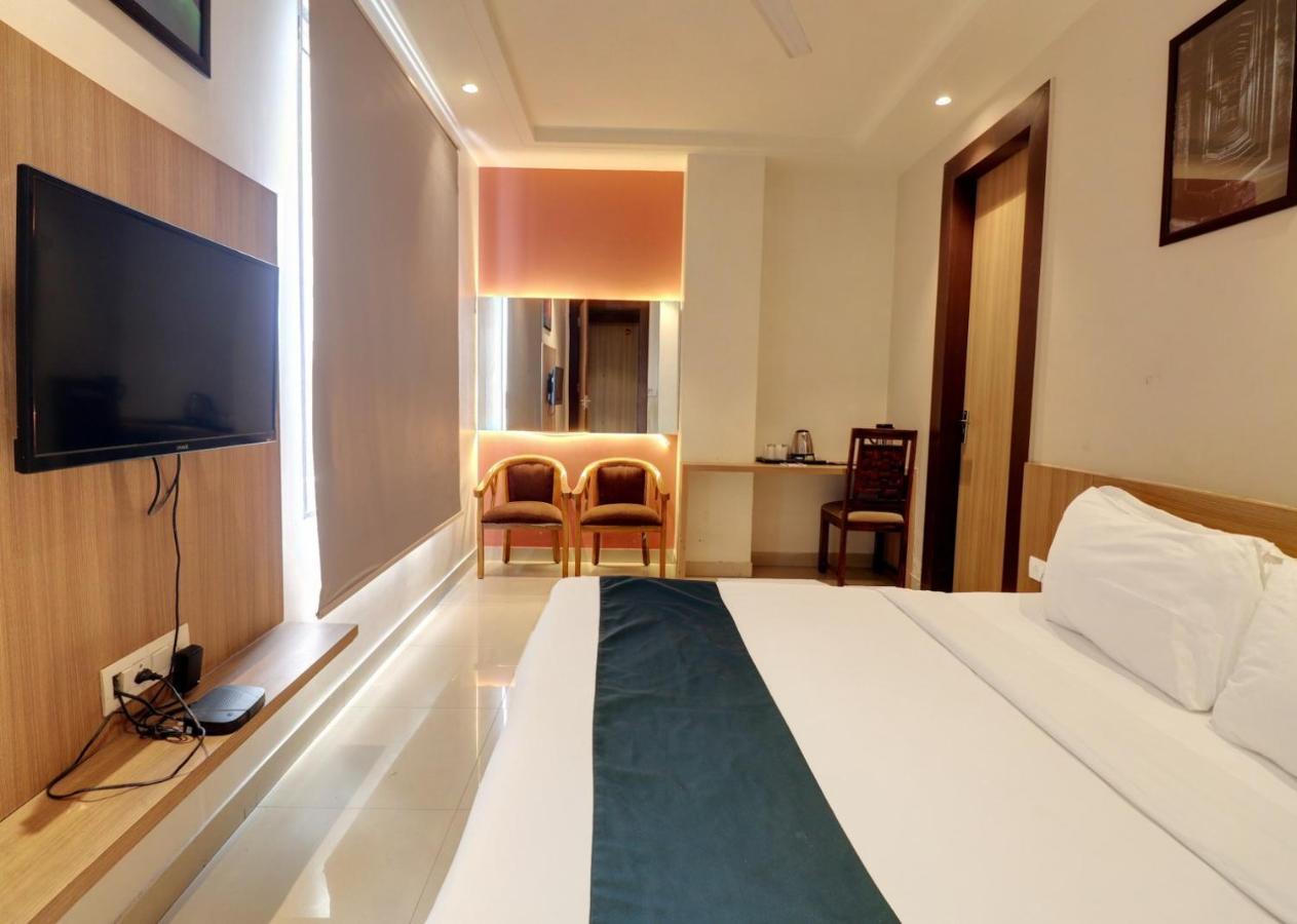 Hotel Mystic Inn Jaipur Bagian luar foto