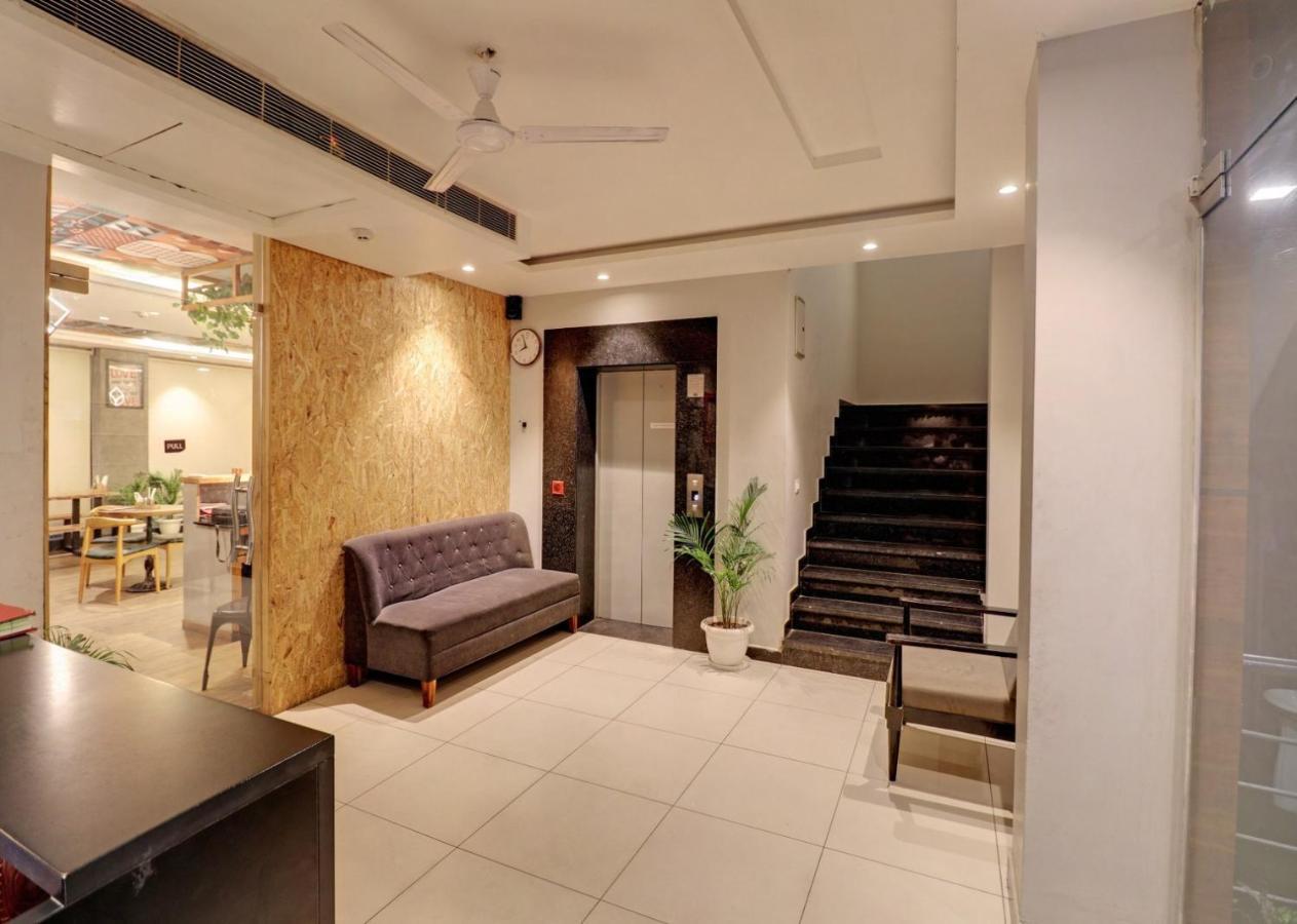 Hotel Mystic Inn Jaipur Bagian luar foto